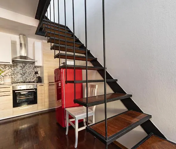 Sophia's Loft Apartment *